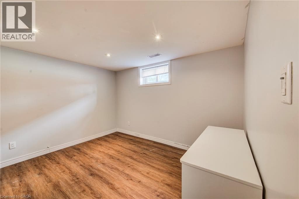 Multi-family for sale at 139 ELGIN Crescent, Uptown North, Waterloo, Ontario, photo 36