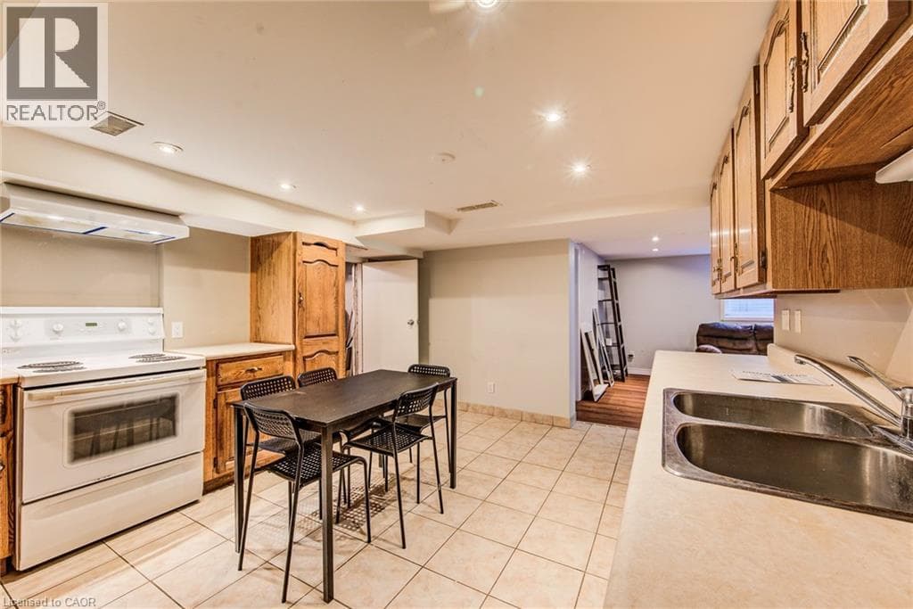 Multi-family for sale at 139 ELGIN Crescent, Uptown North, Waterloo, Ontario, photo 40