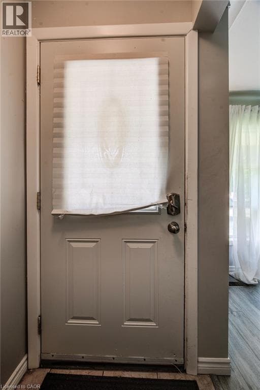 Multi-family for sale at 139 ELGIN Crescent, Uptown North, Waterloo, Ontario, photo 8