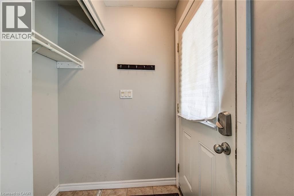 Multi-family for sale at 139 ELGIN Crescent, Uptown North, Waterloo, Ontario, photo 7