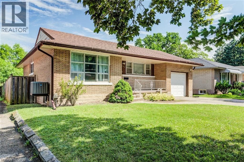 Multi-family for sale at 139 ELGIN Crescent, Uptown North, Waterloo, Ontario, photo 4