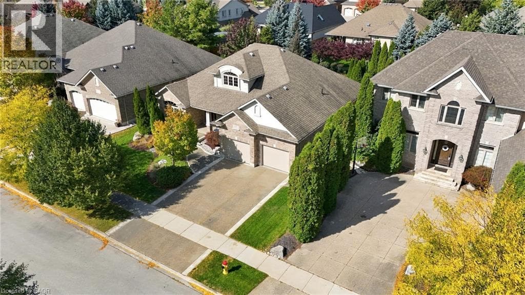 Detached for sale at 209 LONGVIEW Crescent, Pioneer Tower West, Kitchener, Ontario, photo 2