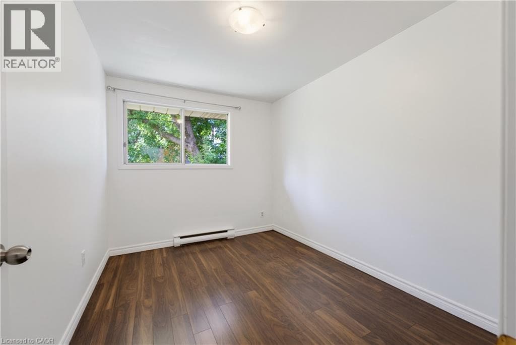 Semi-detached for sale at 427 LAWRENCE Avenue, Victoria Hills, Kitchener, Ontario, photo 9