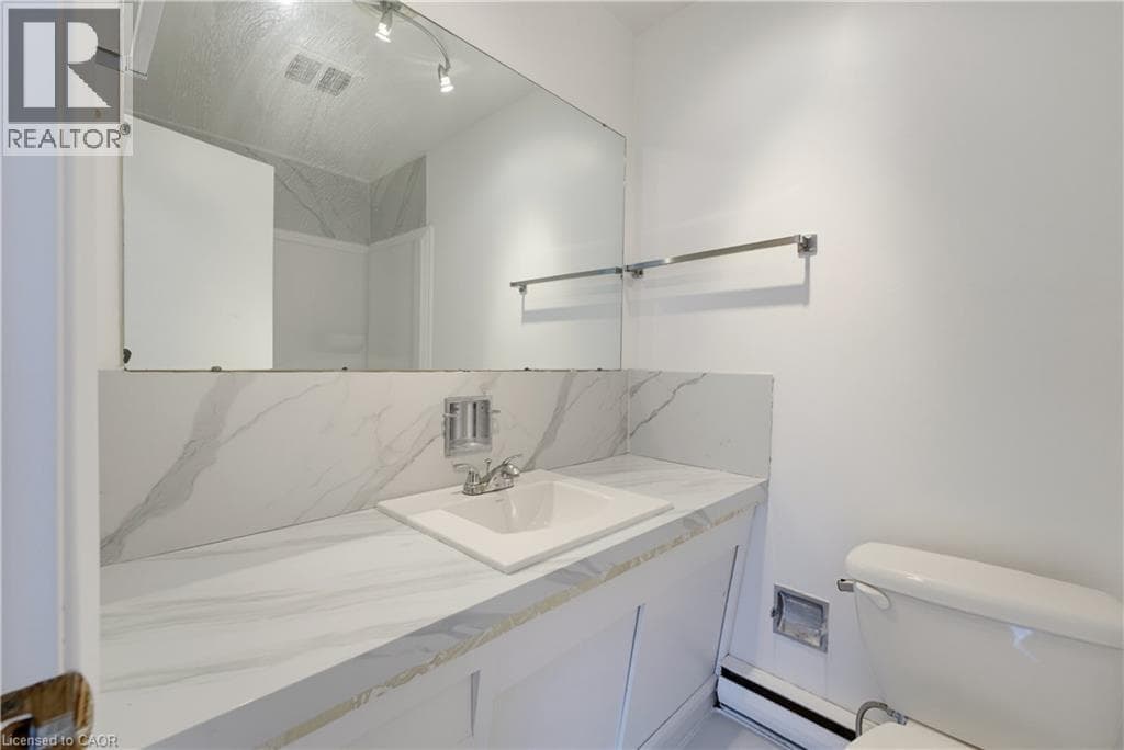 Semi-detached for sale at 427 LAWRENCE Avenue, Victoria Hills, Kitchener, Ontario, photo 7