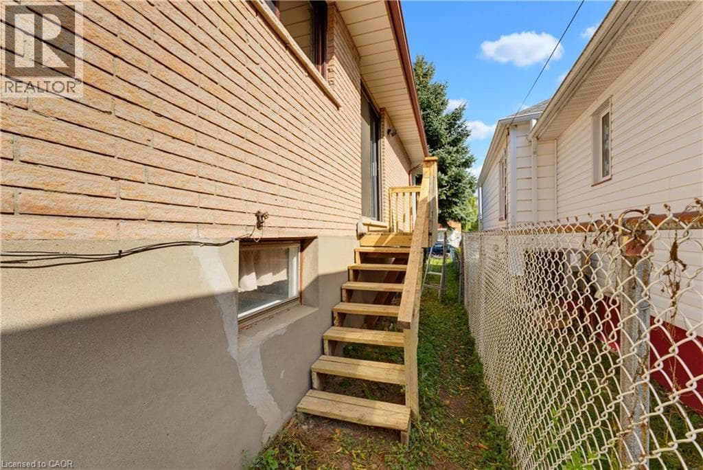 Semi-detached for sale at 427 LAWRENCE Avenue, Victoria Hills, Kitchener, Ontario, photo 17