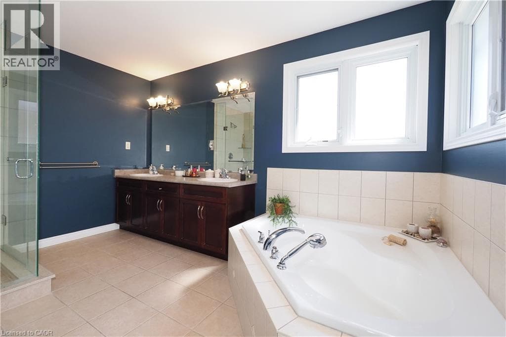 Detached for sale at 15 TREEVIEW Drive, St. Jacobs, Woolwich, Ontario, photo 23