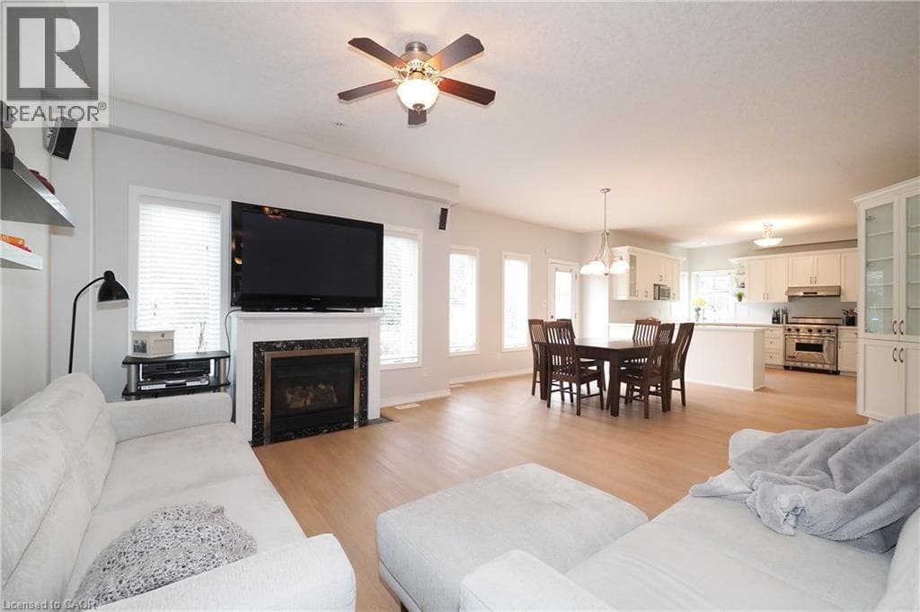 Detached for sale at 15 TREEVIEW Drive, St. Jacobs, Woolwich, Ontario, photo 13