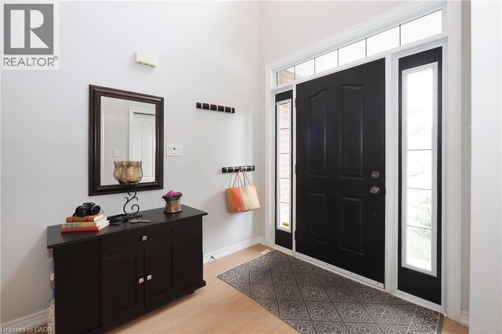 Detached for sale at 15 TREEVIEW Drive, St. Jacobs, Woolwich, Ontario, photo 3