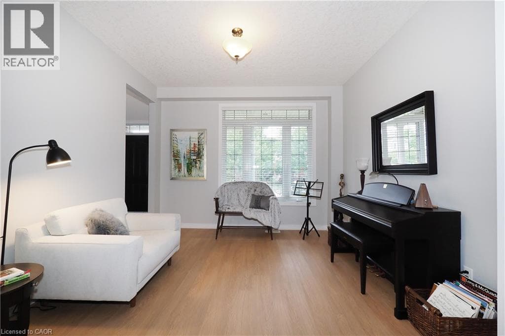 Detached for sale at 15 TREEVIEW Drive, St. Jacobs, Woolwich, Ontario, photo 10