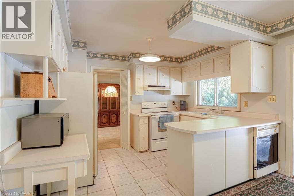 Detached for sale at 8 BONNYLYN Drive, Forest Hill, Kitchener, Ontario, photo 12