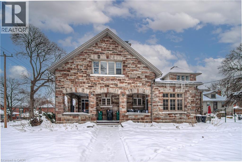 916 QUEENSTON Road