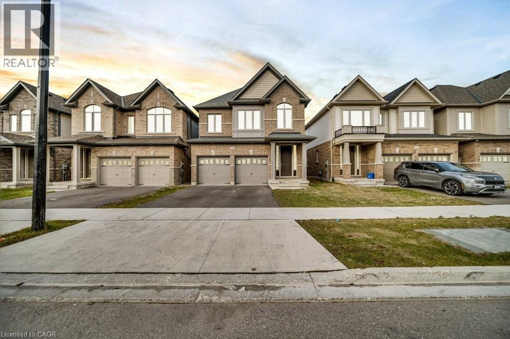 285 BROADACRE Drive
