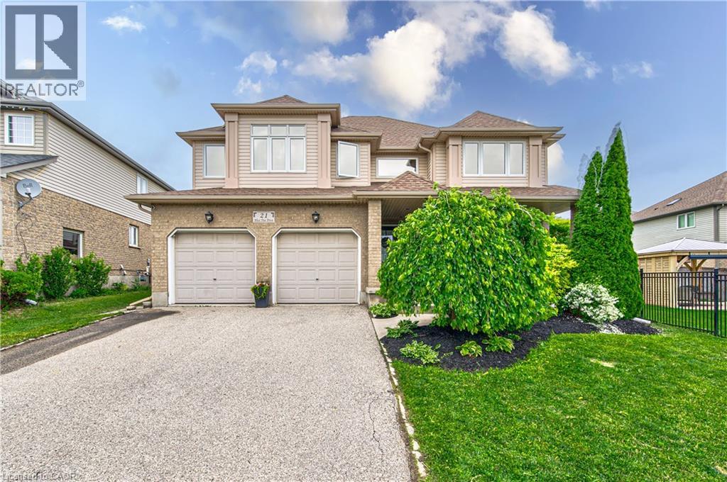 21 WEST TREE Drive