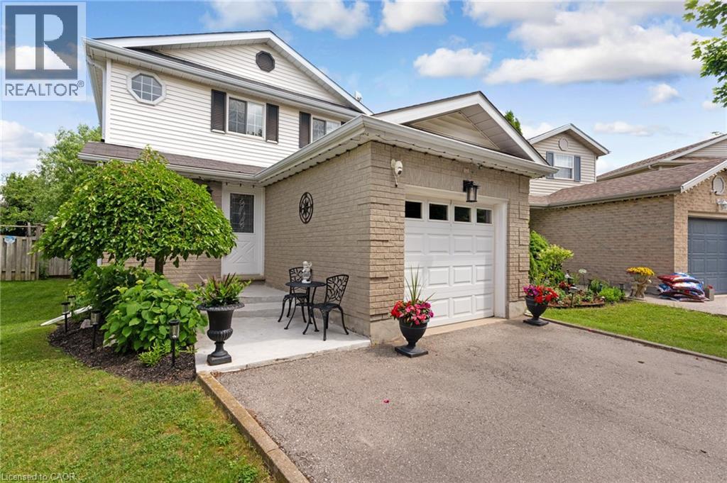 351 N NORTHVIEW HEIGHTS Place