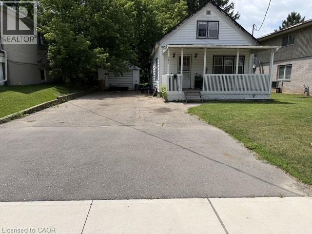391 LAWRENCE Avenue