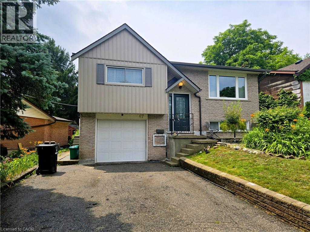 67 PINEMEADOW Crescent